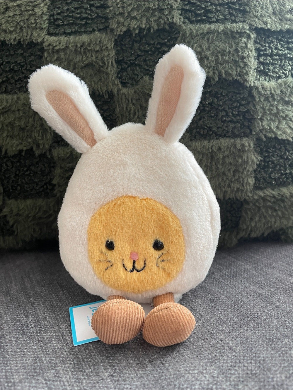 NWT Hard to Find & Retired Jellycat Amuseables Bunny Egg